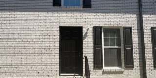 Newly Renovated 2 Bedroom 1.5 Bath Gallery 1