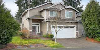 4Bd/2.5Ba Lynnwood House Gallery 1