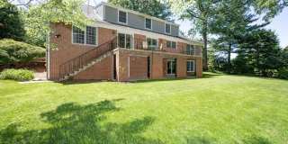 Luxurious Spacious and Bright , Gorgeous Potomac 6BR/4.5BA/2GAR Home - In Sought After Copenhaver Gallery 40