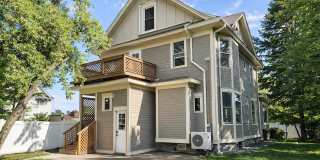 Beautiful 6 SFH- Fenced Yard- Garage- Hamline Midway quiet neighborhood for June 1 move in! Gallery 15