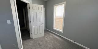 Near Eastside 3 Bedroom 2 Bath with Central air Gallery 21