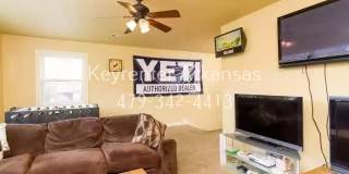 Beautiful Home Near the University! Gallery 18