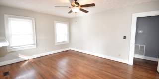 Coming Soon~3 Bedroom and 2 Bath Home- Bonus Room (Pets Considered) Gallery 4