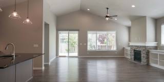 Elegant and Pristine Post Falls Home Gallery 11