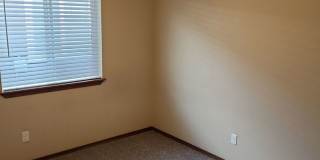 Beautiful home for rent in The Radiant Lake Estates! Gallery 9