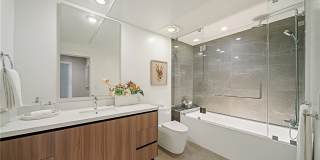 39 S Los Robles Avenue Gallery 25