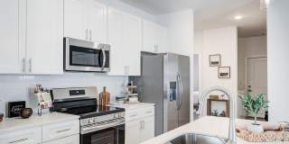 River Rock at Dallas - 55+ Active Adult Rental Homes Gallery 4