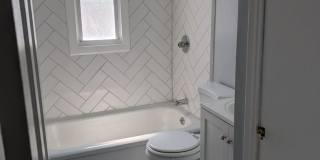 Updated 5 Bed, 2 Bath in Euclid Gallery 14