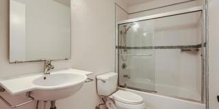 3253 Caminito Eastbluff Gallery 23