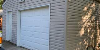 2 Bedroom 1 Bathroom Single Family on Double Lot Gallery 3