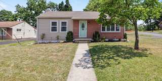 105 Maple Drive Gallery 1