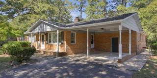 4 Br/2.5 Ba Home  - Split Floorplan; Open Spaces Gallery 1