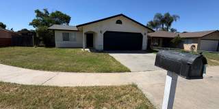 Charming Tulare home available now! Gallery 1