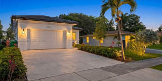 2962 NW 10th Ct Gallery 4