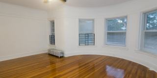 1358 E. 58th Street Gallery 10