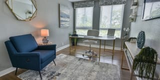 Verona at Naylor Metro Gallery 16