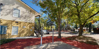 Mockingbird Garden Apartments Gallery 38