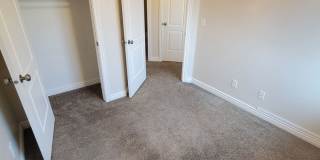 Huge Townhome in coveted East Cottonwood Heights! Gallery 18