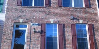 Luxury! Brick Front Townhouse in Longmead Gallery 1