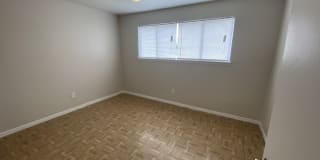 Royal Palms Gallery 17