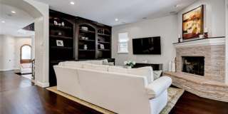 3005 North Poinsettia Avenue Gallery 10