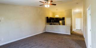 2 Bedroom, 2 Bathroom duplex with garage Gallery 41