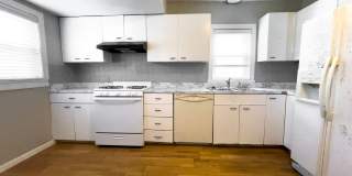 Preleasing for August 2026!! 5-Bedroom Home Near Ball State Campus! In Unit Washer/Dryer & Large Backyard! Gallery 9