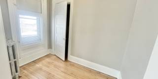 2626/28 Fratney Gallery 11