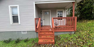 3 Bed, 2 Bath House in Clarksville!! Gallery 3