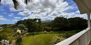 Charming 2-Bedroom/2-Bath - Renovated Gallery 1