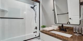 716 Tattnall St Gallery 22