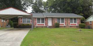 3 Bedroom, 1.5 Bath brick home in Prescott Terrace Gallery 1