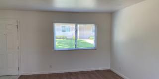 3 Bedrooms, 2.5 Bath Townhome for Lease in Ontario with Water & Trash Included Gallery 4