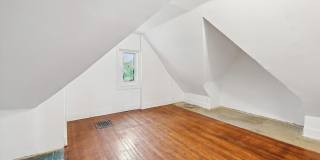 $1250 3 bedroom bungalow Gallery 24