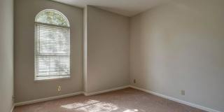Excellent 4 Bed 2.5 bath Home in a Gated Community Gallery 15