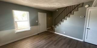 2 bedroom, 1.5 bathroom Duplex in Gallatin Gallery 1