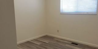 2 bedroom 1 bath with garage ** Move-In Special 2 bedroom 1 bath with garage ** Move-In Special Gallery 6