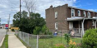 Charming Updated 2BR Home with New Flooring & Rear Porch Gallery 18