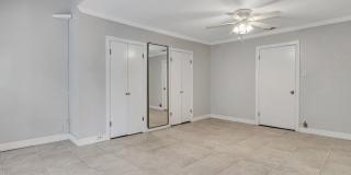 3-BEDROOM IN ALAMO HEIGHTS W/ POOL Gallery 31