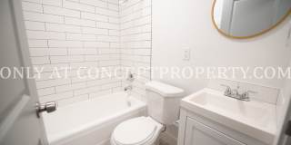Beautifully Remodeled Apartment Home with Washer/Dryer in-Unit and Luxury Finishes! Gallery 107