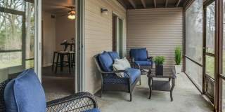 Lake Forest Apartments Gallery 24