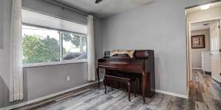 2481 MALCOLM DRIVE Gallery 7