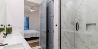 Residences at Oak Gallery 20