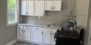 Newly updated 3 bedroom Cape Cod in Dayton Gallery 6