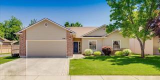 Charming 3-Bedroom, 2-Bath Home – Landscaping Included! Great location to downtown Boise Gallery 1