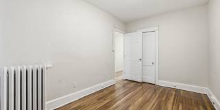 711 HARVARD Street NW Gallery 12