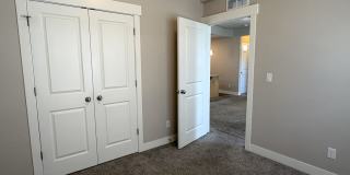 Secure, Stylish & Convenient – 2 Bed Condo in Loveland Gallery 10