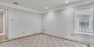 3-BEDROOM IN ALAMO HEIGHTS W/ POOL Gallery 16