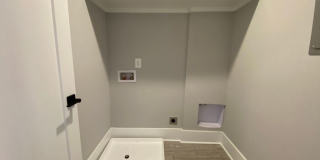 709 Tral Street Gallery 30