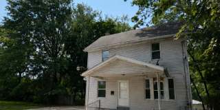 Spacious 3BR Single-Family Back House in Akron – Only $1,300/mo! Gallery 1
